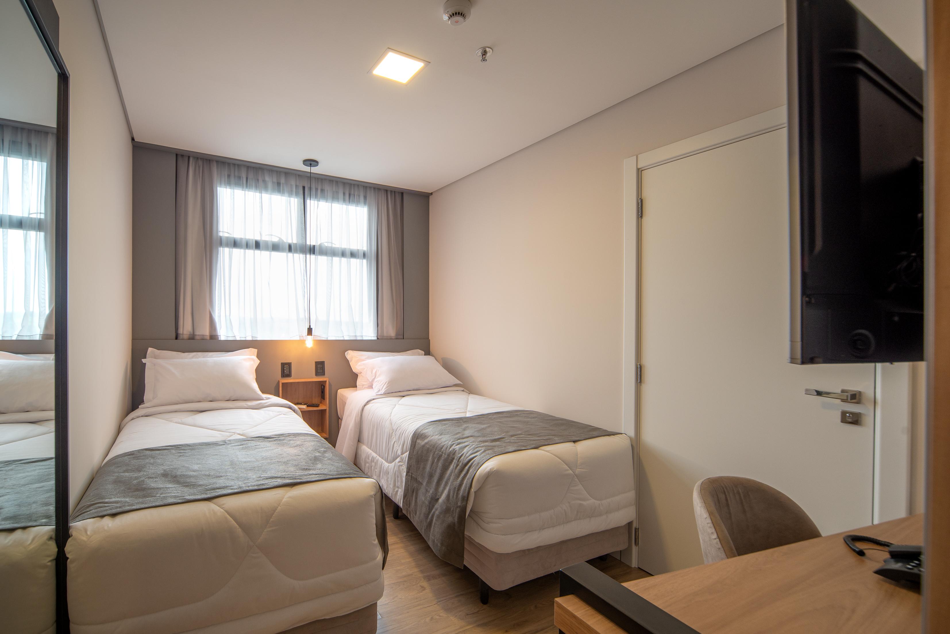 Hotel Laghetto Estacao เบงโต กองซัลเวส ภายนอก รูปภาพ