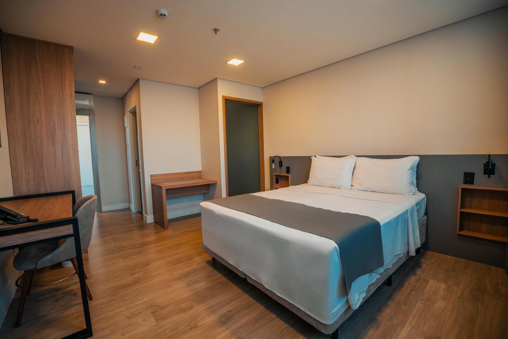 Hotel Laghetto Estacao เบงโต กองซัลเวส ภายนอก รูปภาพ